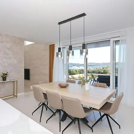 Villa Capan Zadarvillas Sveti Filip i Jakov