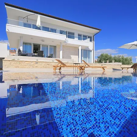 Capan Zadarvillas Sveti Filip i Jakov