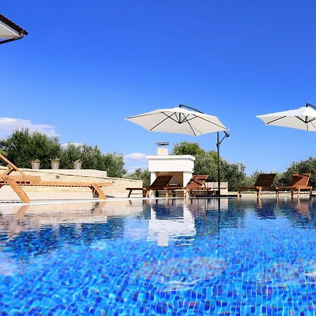 Capan Zadarvillas Villa *